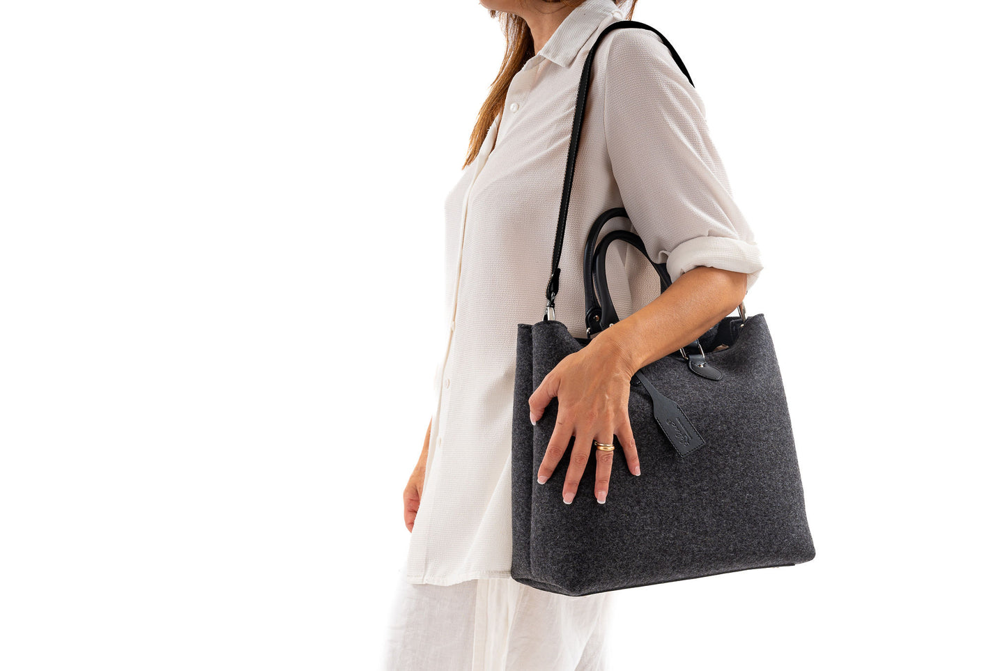 EMMA Anthrazitgraue Handtasche