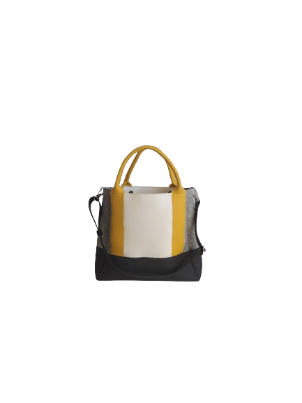 Diane Bag,in color blocks, is a large bag with a particular cloud shape which gives it a wide internal space and an attractive design. Equipped with two large pockets and can be carried by hand, over the shoulder and across the body, 3mm Merino Wool Felt.  Detachable Vegan leather strap made from organic materials, 2 inside pockets. Two internal magnetic buttons allow you to keep your essentials safe. -Lefrac