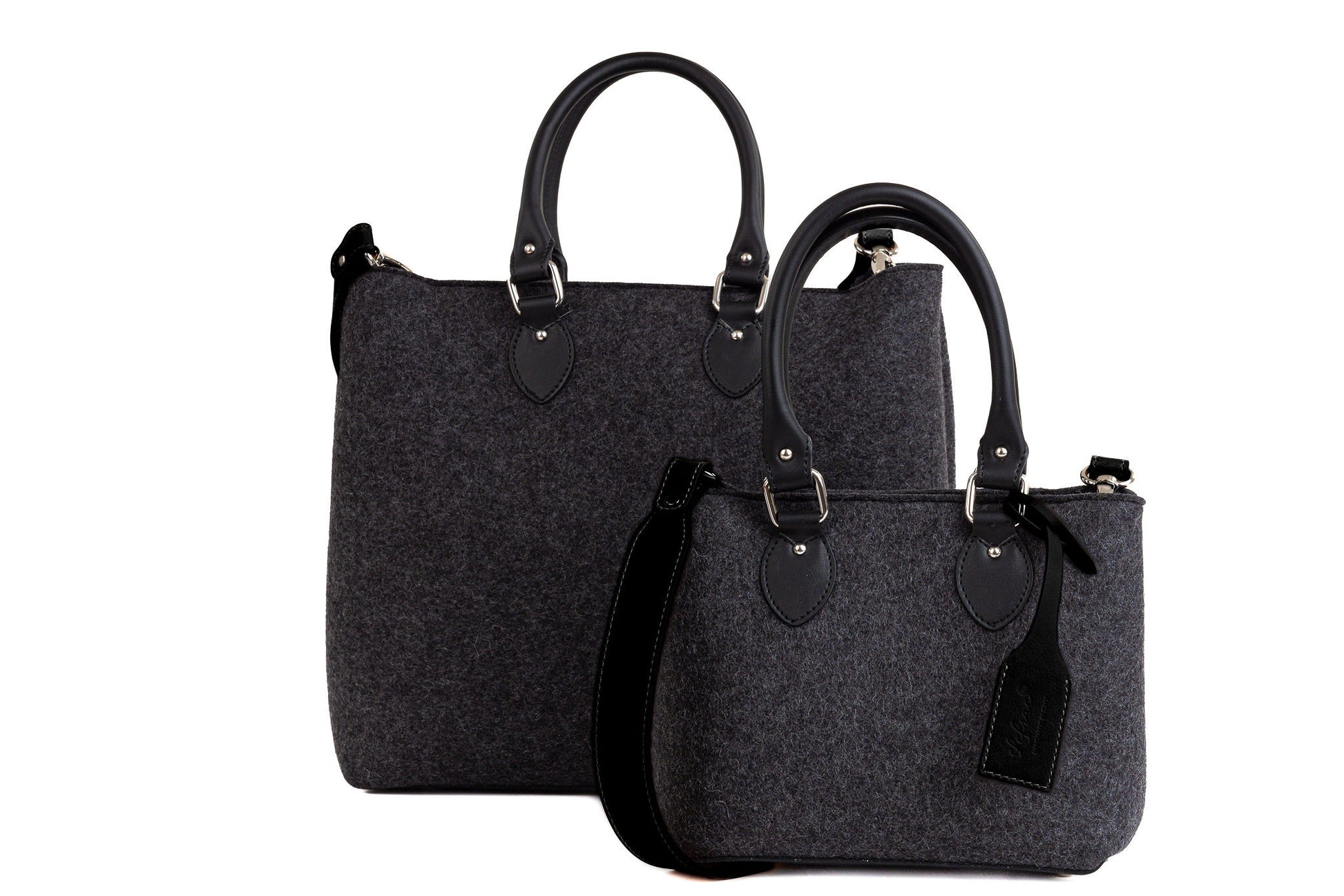 EMMA MINI bag in merino wool felt with vegan leather. Roomy yet compact, detachable strap, 2 pockets, magnetic closure. Perfect for a night out. -Lefrac