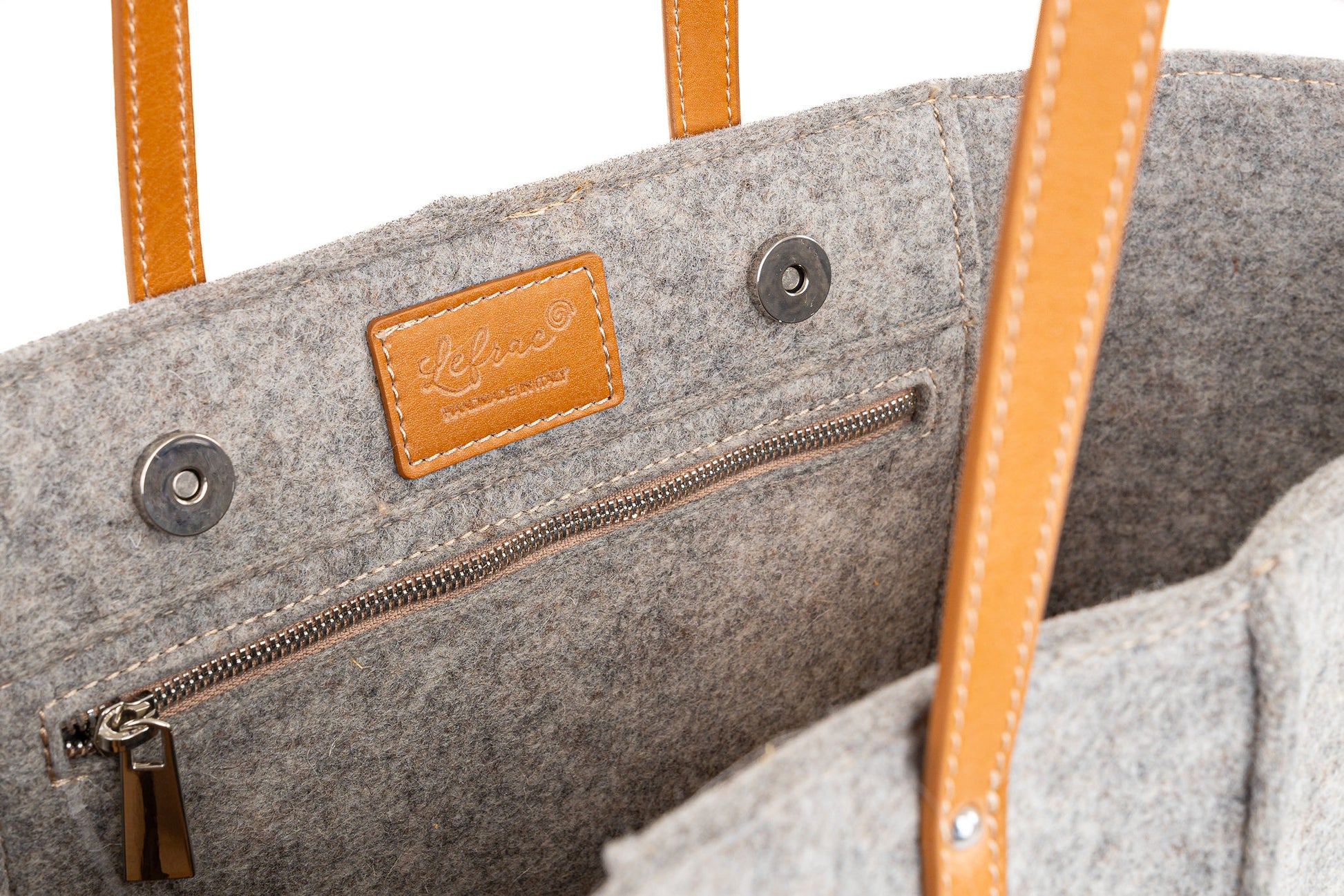 Tote Bag Medium Grey in durable Merino wool felt and vegan leather. Features 2 pockets, magnetic buttons, and is handmade in Italy.-Lefrac